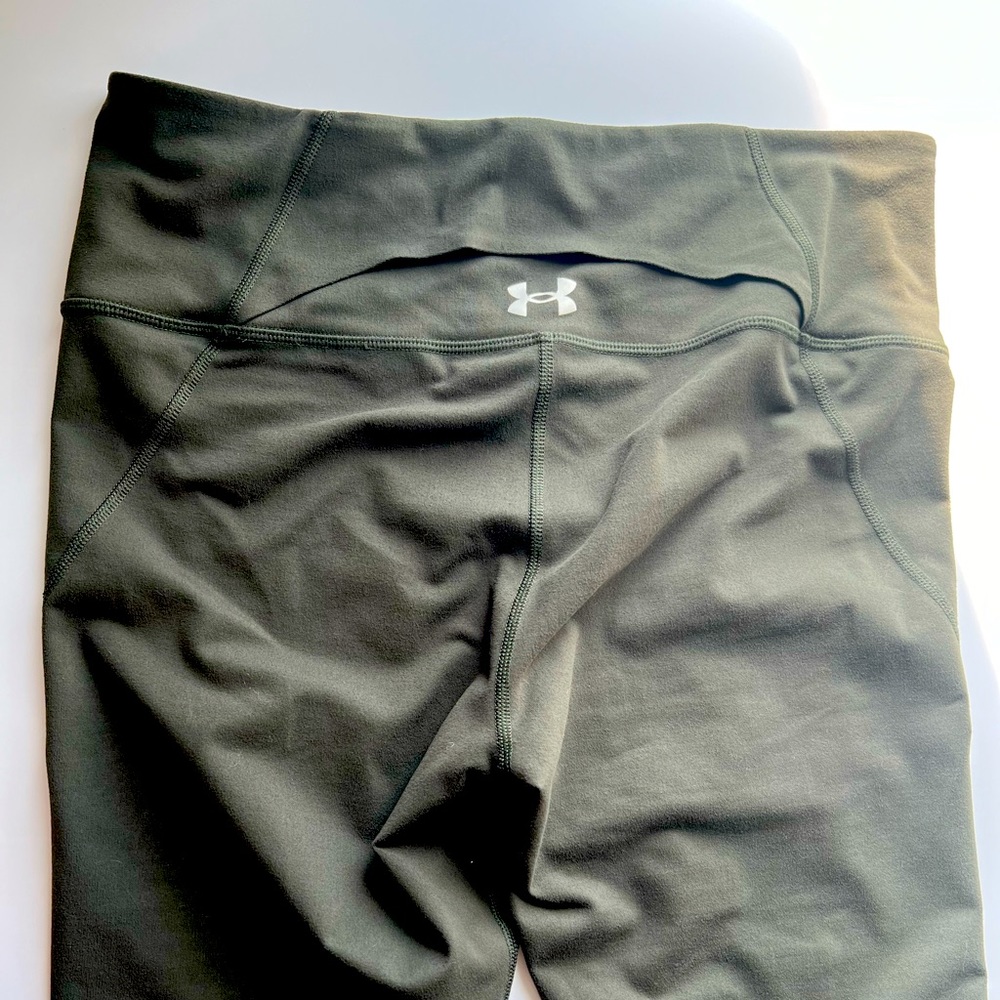 Under Armour Dark Green Capri Leggings